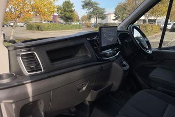 FORD TRANSIT  Trend Van 350 L3 68kwh Battery 135kwh / 184PS RWD 1 Speed Autom