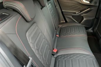 FORD FOCUS  ST-Line X Estate 1.0L EcoBoost 155PS mHEV FWD 7 Speed PowerShif
