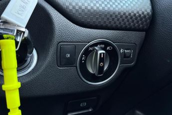 MERCEDES-BENZ A CLASS  A180 Sport 5dr Auto Hatchback