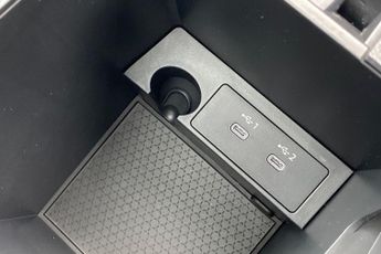 NISSAN QASHQAI  1.5 E-Power Tekna 5dr Auto Hatchback