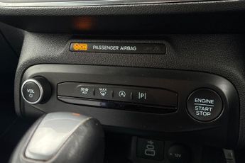 FORD FOCUS  Titanium Vignale 5 door 1.0L EcoBoost 125PS mHEV FWD 7 Speed Po