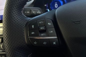 FORD PUMA  Vivid Ruby Edition 5 Door 1.0L EcoBoost 125PS mHEV 7 Speed Auto