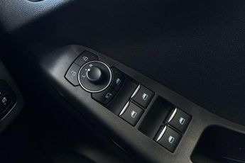 FORD PUMA  Vivid Ruby Edition 5 Door 1.0L EcoBoost 125PS mHEV 7 Speed Auto