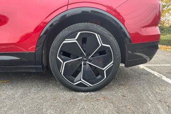 FORD CAPRI  Premium 5 Door 79kWh Extended Range AWD 1 Speed Automatic