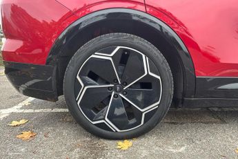 FORD CAPRI  Premium 5 Door 79kWh Extended Range AWD 1 Speed Automatic