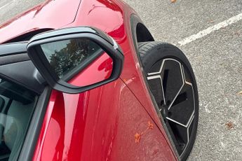 FORD CAPRI  Premium 5 Door 79kWh Extended Range AWD 1 Speed Automatic