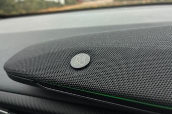 FORD CAPRI  Premium 5 Door 79kWh Extended Range AWD 1 Speed Automatic