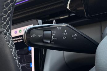 FORD EXPLORER  EV Premium 5 Door 77kWh Extended Range RWD 1 Speed Automatic