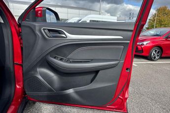 MG MOTOR UK ZS  1.0T GDi Exclusive 5dr DCT Hatchback