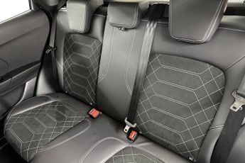 FORD PUMA  Gen-E Premium 5 Door 43 kWh Standard Range 1 Speed Automatic