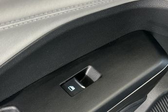 FORD PUMA  Gen-E Premium 5 Door 43 kWh Standard Range 1 Speed Automatic