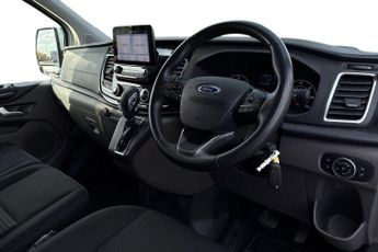 FORD TRANSIT CUSTOM  2.0 TDCi 130ps Low Roof D/Cab Limited Van Auto