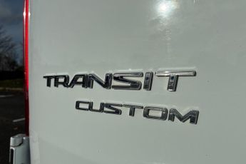FORD TRANSIT CUSTOM  2.0 TDCi 130ps Low Roof D/Cab Limited Van Auto