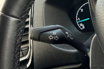 FORD TRANSIT CUSTOM  2.0 TDCi 130ps Low Roof D/Cab Limited Van Auto