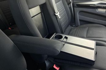 FORD TRANSIT CUSTOM  2.0 TDCi 130ps Low Roof D/Cab Limited Van Auto