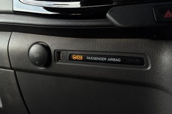 FORD TRANSIT CUSTOM  2.0 TDCi 130ps Low Roof D/Cab Limited Van Auto