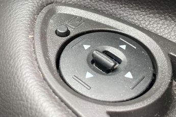 FORD KUGA  2.0 TDCi (Diesel) Titanium 5dr 6Spd Pshift 180PS