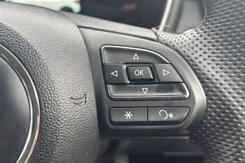 MG MOTOR UK HS  1.5 T-GDI PHEV SE 5dr Auto Hatchback