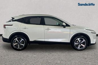 NISSAN QASHQAI  1.3 DiG-T MH 158 N-Connecta 5dr Xtronic Hatchback