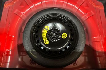 FORD FOCUS  1.0 L EcoBoost Titanium X Edition 5dr 8Spd Auto 125PS