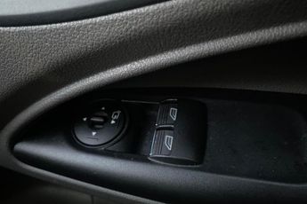 FORD TRANSIT CONNECT  L2 Van Limited 1.5L 120PS  6 Speed Man