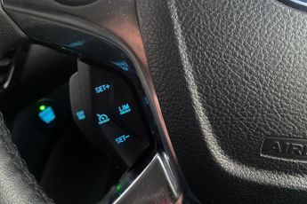 FORD TRANSIT CONNECT  L2 Van Limited 1.5L 120PS  6 Speed Man