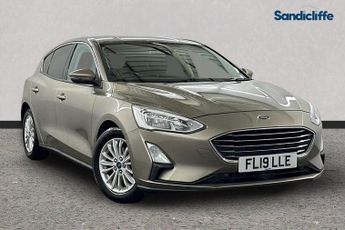 Ford Focus  1.0 L EcoBoost Titanium 5dr 6Spd 125PS