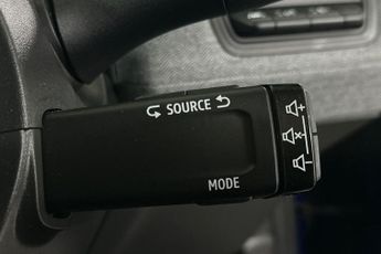 RENAULT CLIO  1.6 E-TECH full hybrid 145 Techno 5dr Auto Hatchback