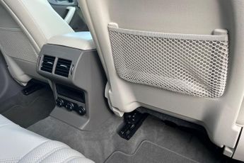 JAGUAR F-PACE  2.0d Portfolio 5dr Auto AWD Estate