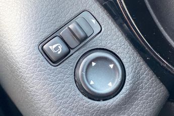 NISSAN QASHQAI  1.3 DiG-T 160 Acenta Premium 5dr DCT Hatchback