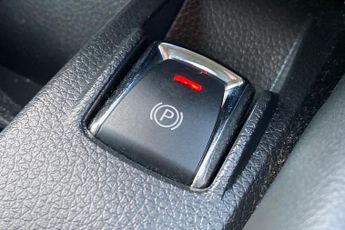 NISSAN QASHQAI  1.3 DiG-T 160 Acenta Premium 5dr DCT Hatchback