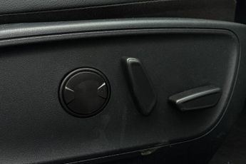 FORD KUGA  ST-Line X Edition 5 door 2.5L Duratec FHEV 190PS FWD CVT Automa