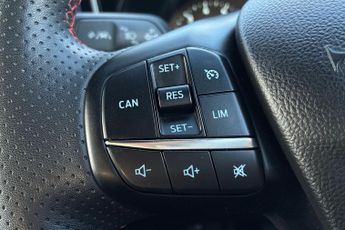 FORD FOCUS  ST-Line 5 door 1.0L EcoBoost 125PS mHEV FWD 7 Speed PowerShift