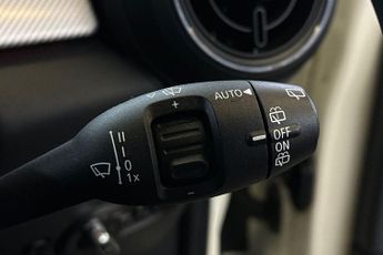 MINI HATCHBACK  1.5 Cooper Exclusive 5dr Auto Hatchback