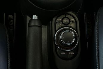 MINI HATCHBACK  1.5 Cooper Exclusive 5dr Auto Hatchback