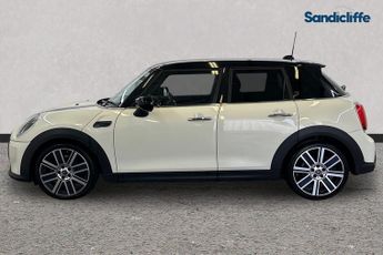 MINI HATCHBACK  1.5 Cooper Exclusive 5dr Auto Hatchback