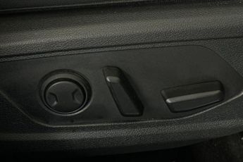 KIA SPORTAGE  1.6T GDi 207 HEV GT-Line S 5dr Auto Estate