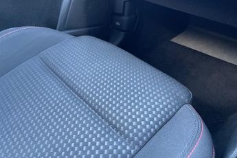 FORD FOCUS  ST-Line 5 door 1.0L EcoBoost 125PS mHEV FWD 7 Speed PowerShift