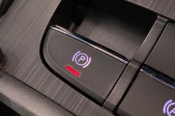 MG MOTOR UK ZS  115kW Trophy Connect EV Long Range73kWh 5dr Auto Hatchback