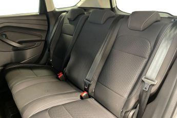 FORD KUGA  2.0 L TDCi Zetec 5dr 6Spd Pshift 150PS