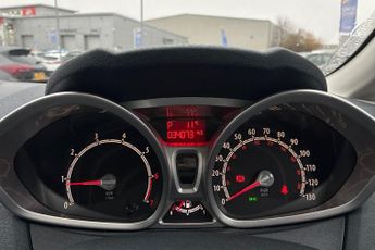 FORD FIESTA  1.4 Zetec 5dr Auto 96PS Sv