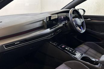 VOLKSWAGEN GOLF  1.4 TSI GTE 5dr DSG Hatchback