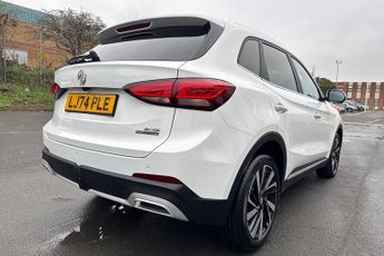 MG MOTOR UK ZS  1.5 Hybrid+ Trophy 5dr Auto Hatchback