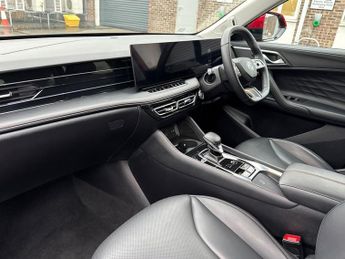 MG MOTOR UK HS  1.5 T-GDI Trophy 5dr DCT Hatchback