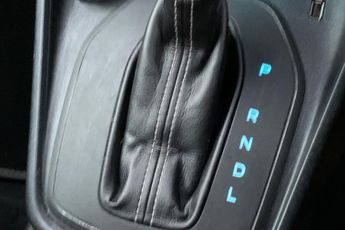 FORD PUMA  1.0 L EcoBoost Hybrid (mHEV) ST-Line Vignale 5dr 7Spd Auto 155P