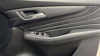 MG MOTOR UK HS  1.5 T-GDI PHEV Trophy 5dr Auto Hatchback