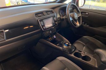 NISSAN LEAF  110kW Tekna 40kWh 5dr Auto Hatchback