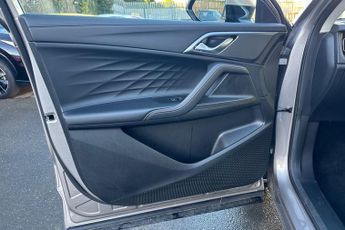 MG MOTOR UK HS  1.5 T-GDI Trophy 5dr DCT Hatchback