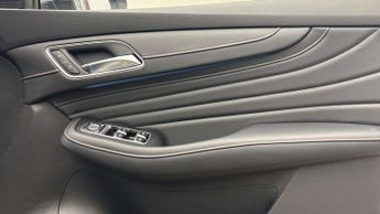 MG MOTOR UK HS  1.5 T-GDI PHEV Trophy 5dr Auto Hatchback