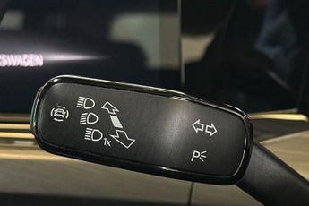 VOLKSWAGEN GOLF  1.5 eTSI 150 Style 5dr DSG Hatchback